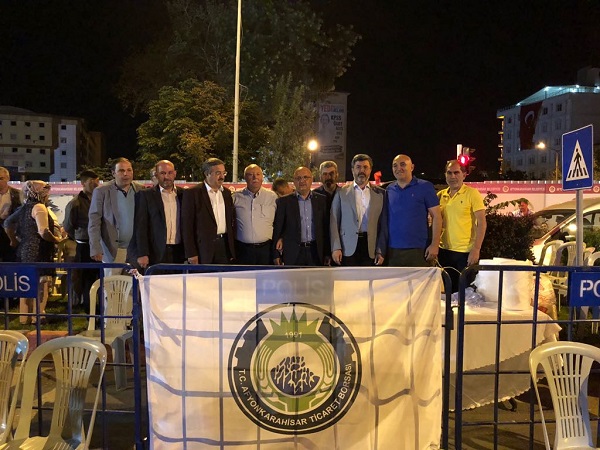 15 TEMMUZ HAİN DARBE GİRİŞİMİNİN YILDÖNÜMÜNDE VERİLEN DESTANSI MÜCADELE BİRKEZ DAHA UNUTULMADI